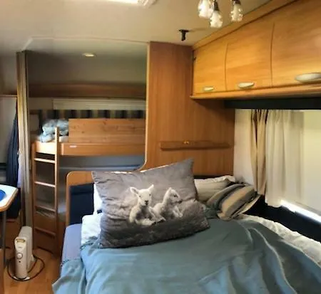 Camping & Marina Sommaroy